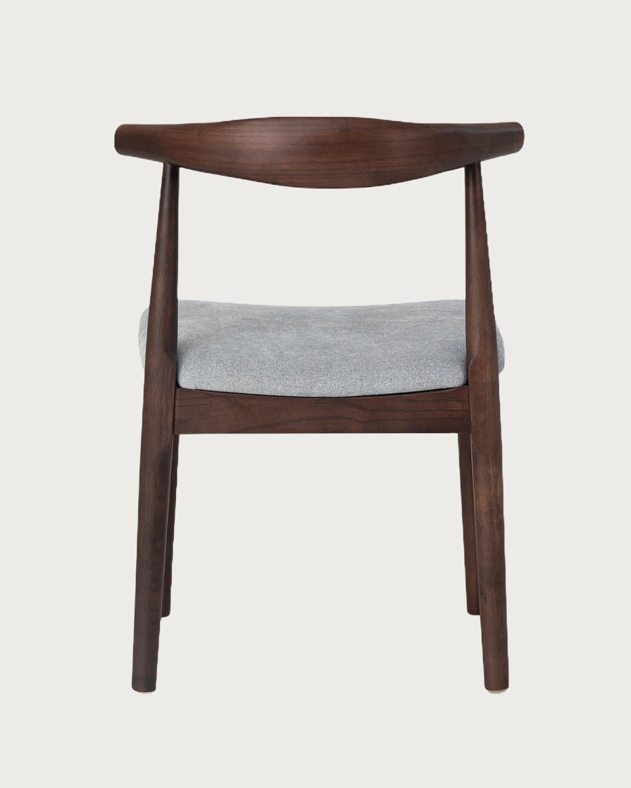 Hana - Eetkamerstoel van gelakt essenhout met stoffen zitting
