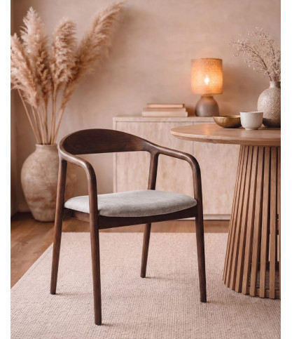 Moli - Dining chair in lacquered ash wood with fabric seat