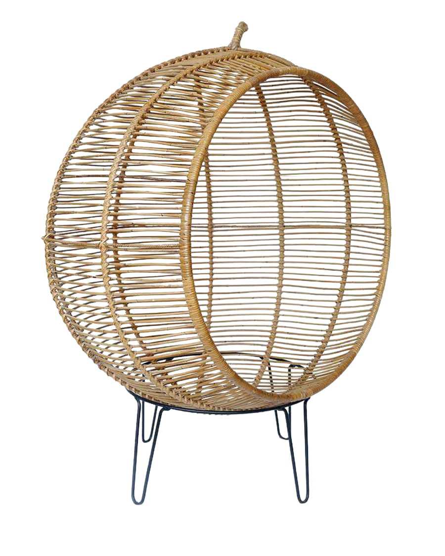 Ego - Egg chair on woven rattan legs