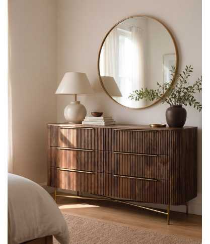 Tana Bois - Commode 6 tiroirs en bois de manguier finition noyer et métal doré