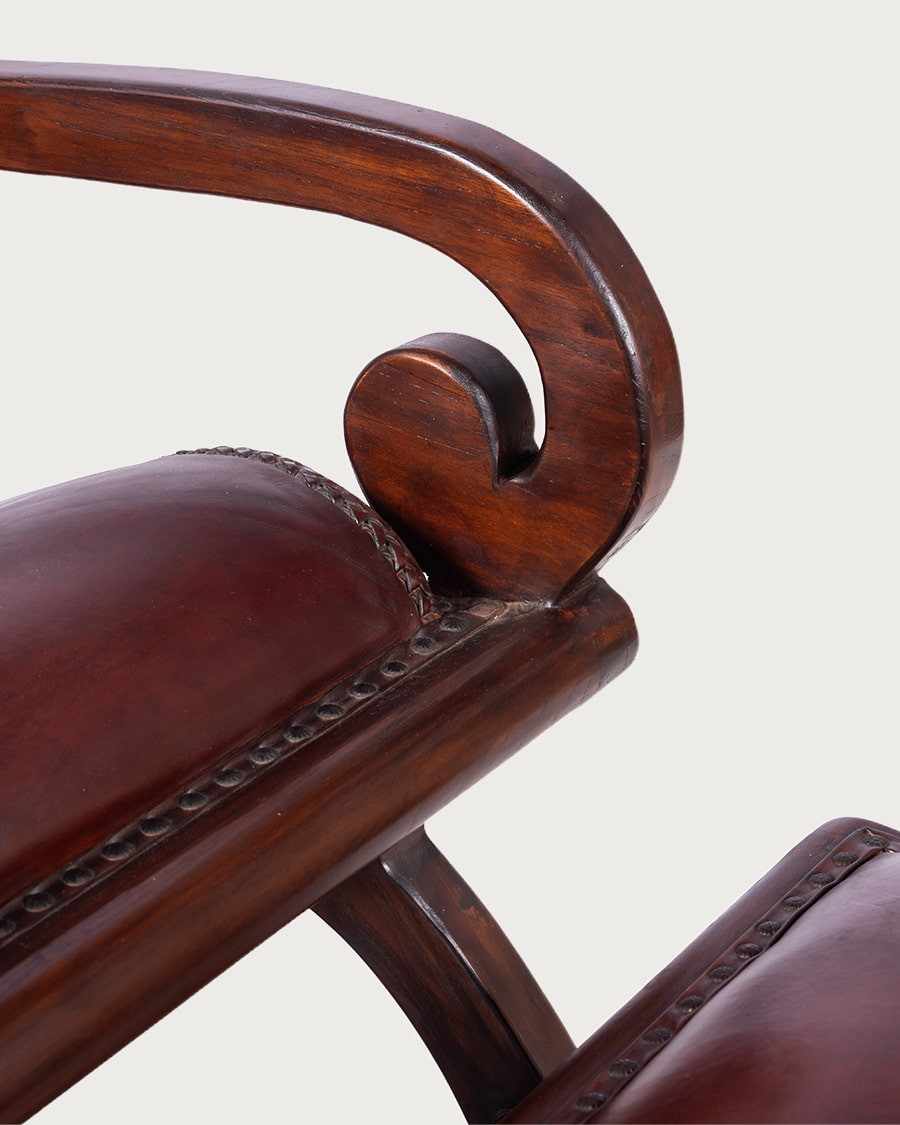 Lazy - Colonial armchair with footrest in teak and brown leather