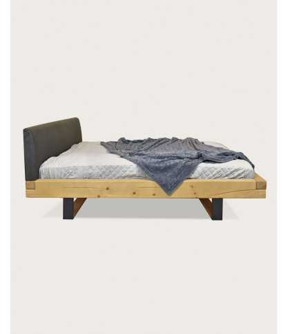 Bakara - Cama de vigas de madera maciza de abeto y metal negro, 160 cm de superficie para dormir.
