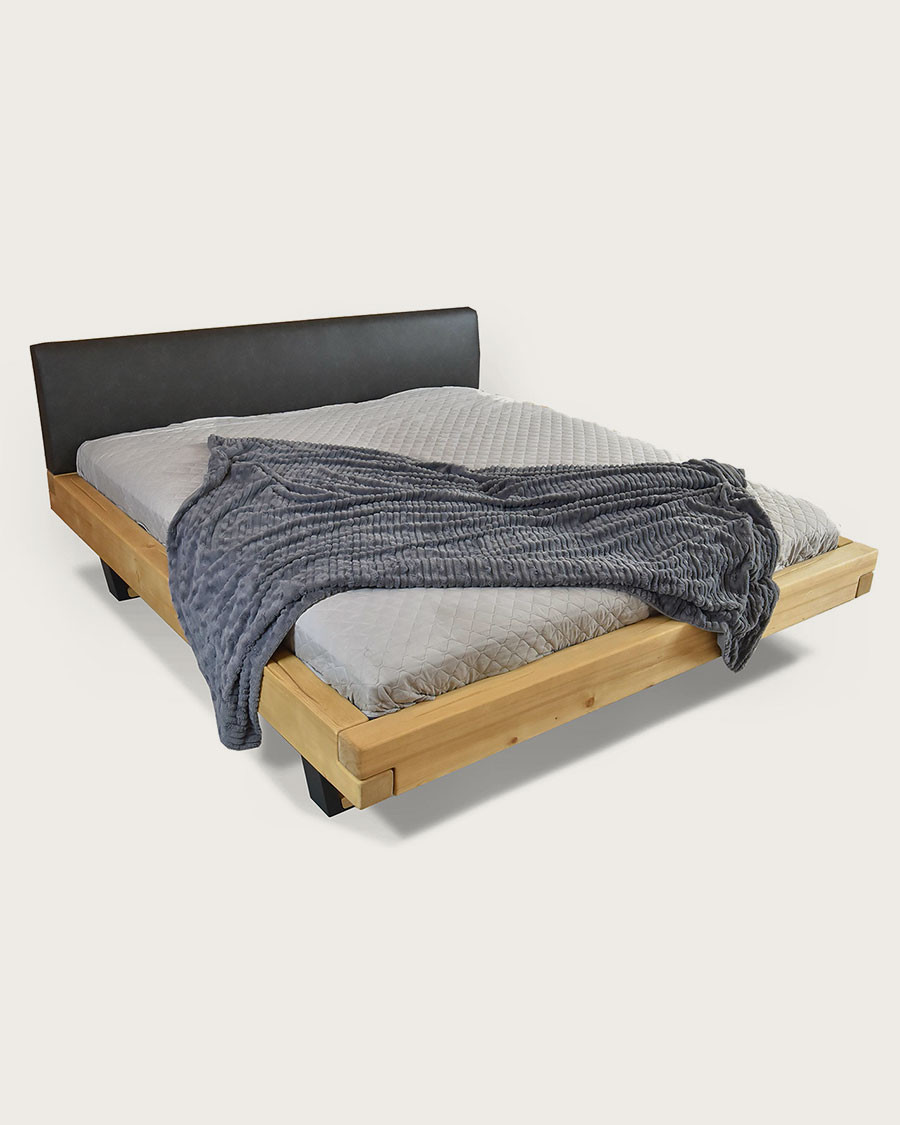 Bakara - Cama con vigas de madera maciza de abeto y metal negro