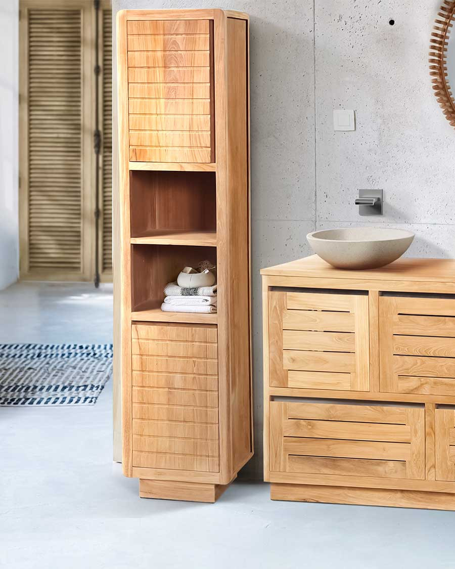 Latitude - Solid teak bathroom column