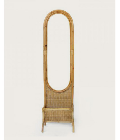 Prima - Vertical mirror in woven rattan with basket