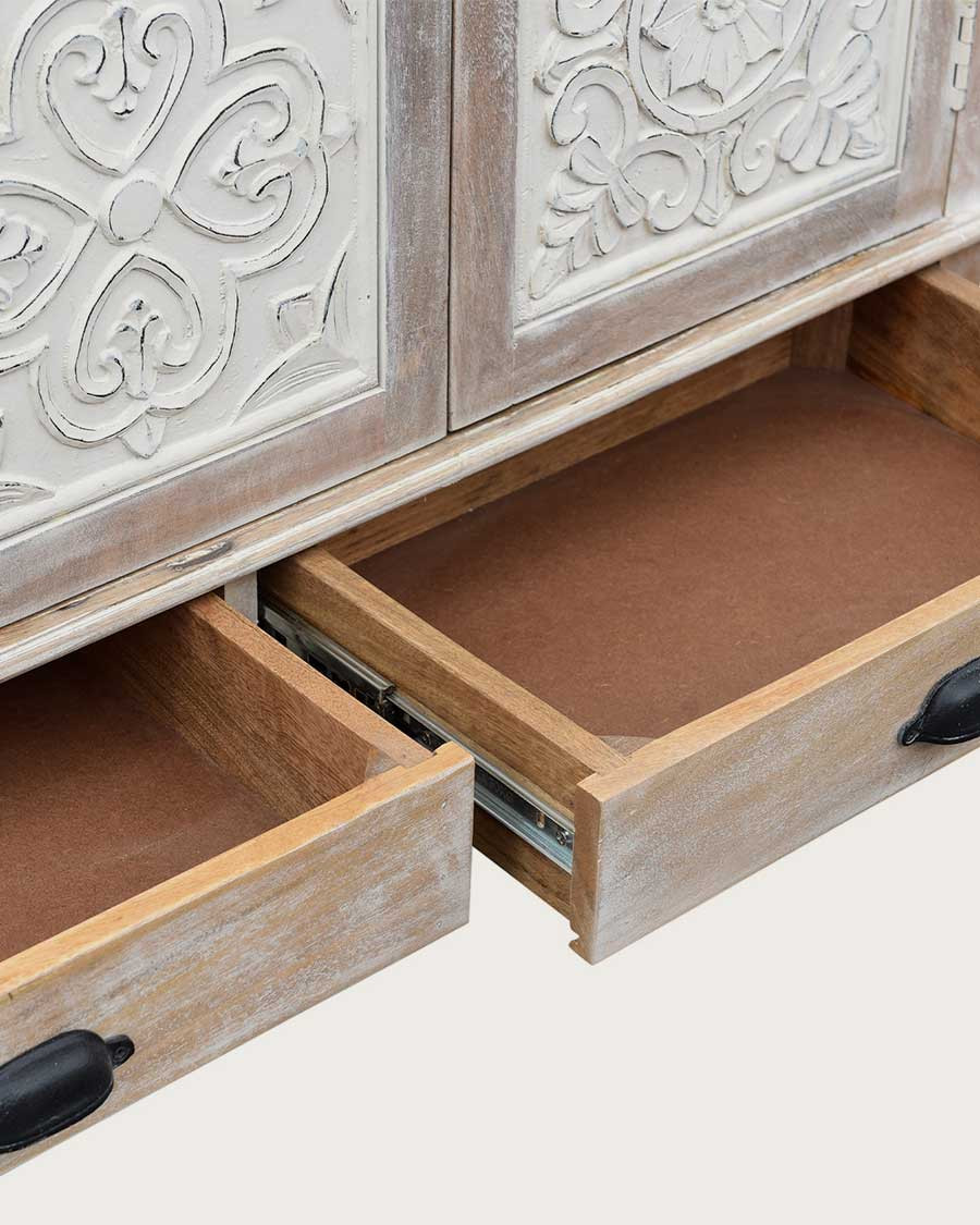 Mala - Credenza alta con 4 ante in legno massello di mango intagliato, 160 cm