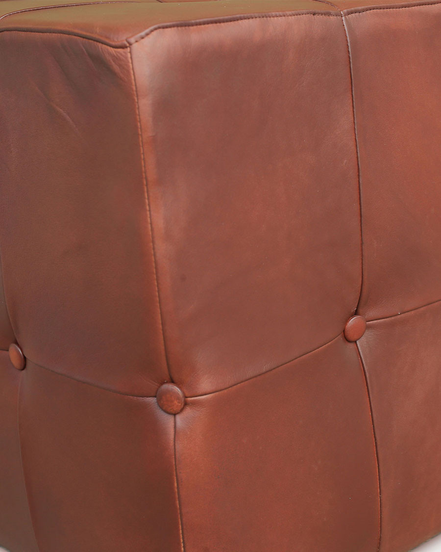 Palm - Gestoffeerde bank van bruin getuft leer