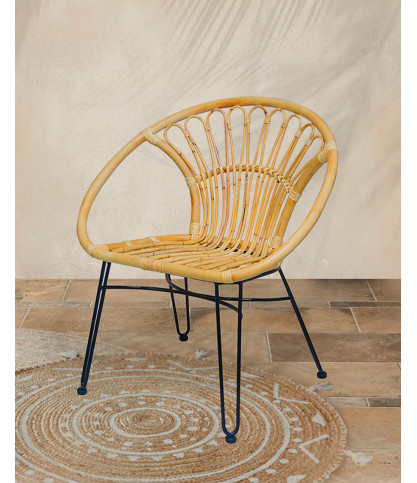 Naga - Sillón de ratán natural con patas metálicas