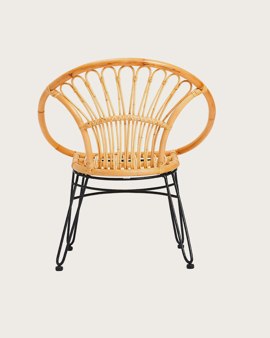 Naga - Sessel aus natürlichem Rattan mit Metallbeinen