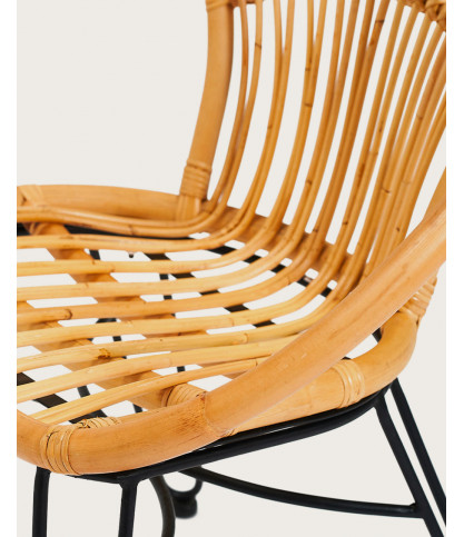 Naga - Sessel aus natürlichem Rattan mit Metallbeinen