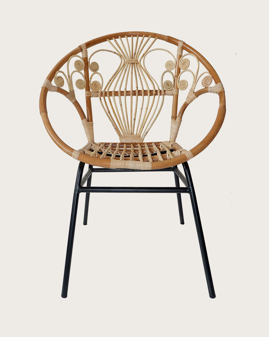 Timea - Sedia vintage in rattan con gambe in metallo
