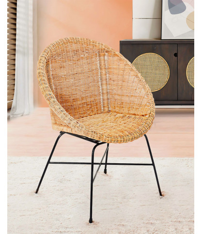 Safaro - Woven rattan chairs with black metal legs