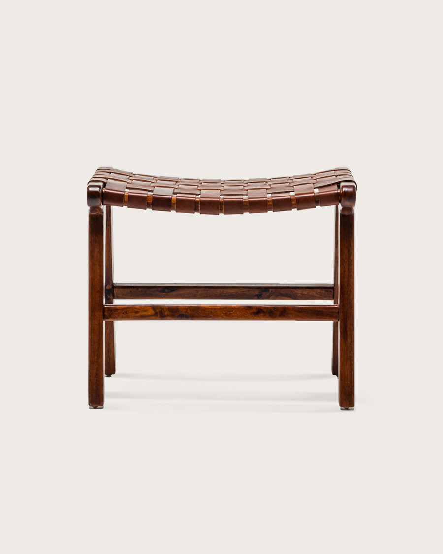 Taka - Kleiner Hocker aus massivem Teakholz und gewebtem braunem Leder