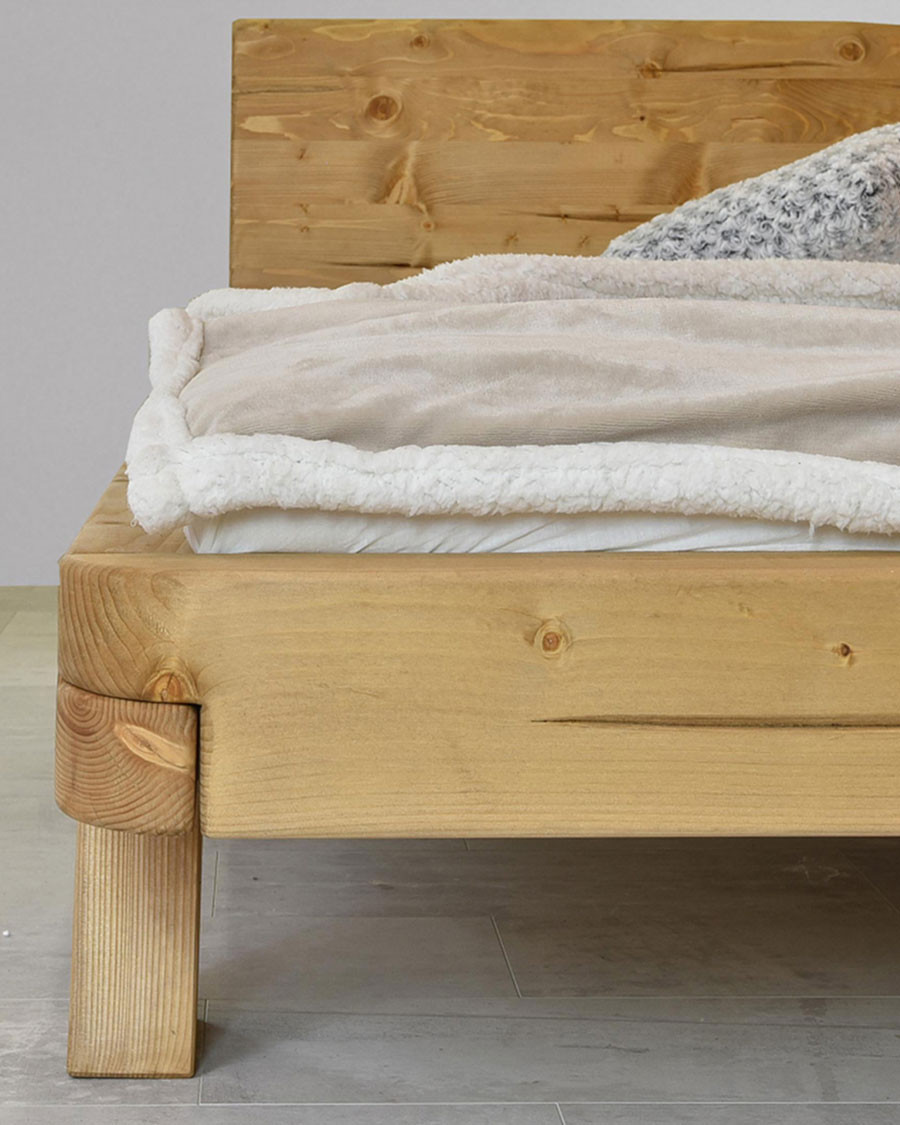 Nalia - Solid spruce wood beam bed 180 CM