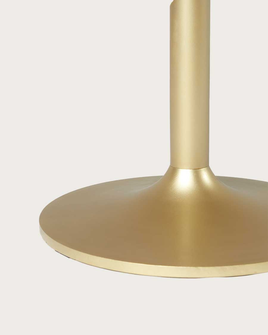 Leaf - Oval dining table in mango wood and gold metal L160 cm 8 people.