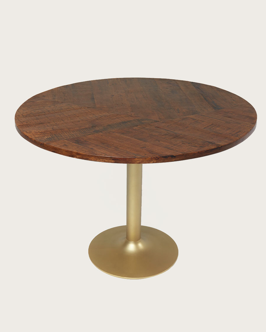 Praag - Ronde eettafel van massief hout met gouden tulpvoet, diameter 110 cm, biedt plaats aan 6 personen