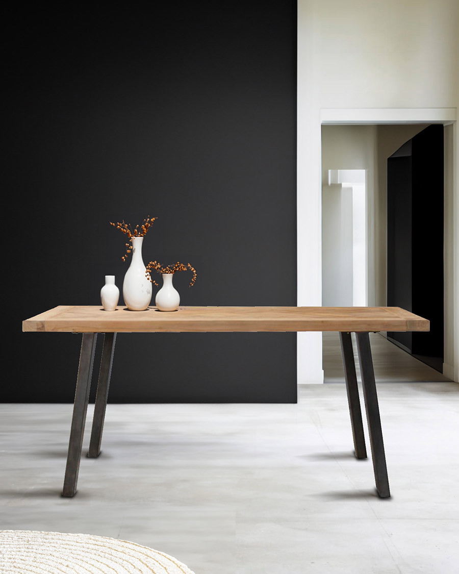 Kendari - Solid teak dining table with chevron pattern L170 cm, 8 people.