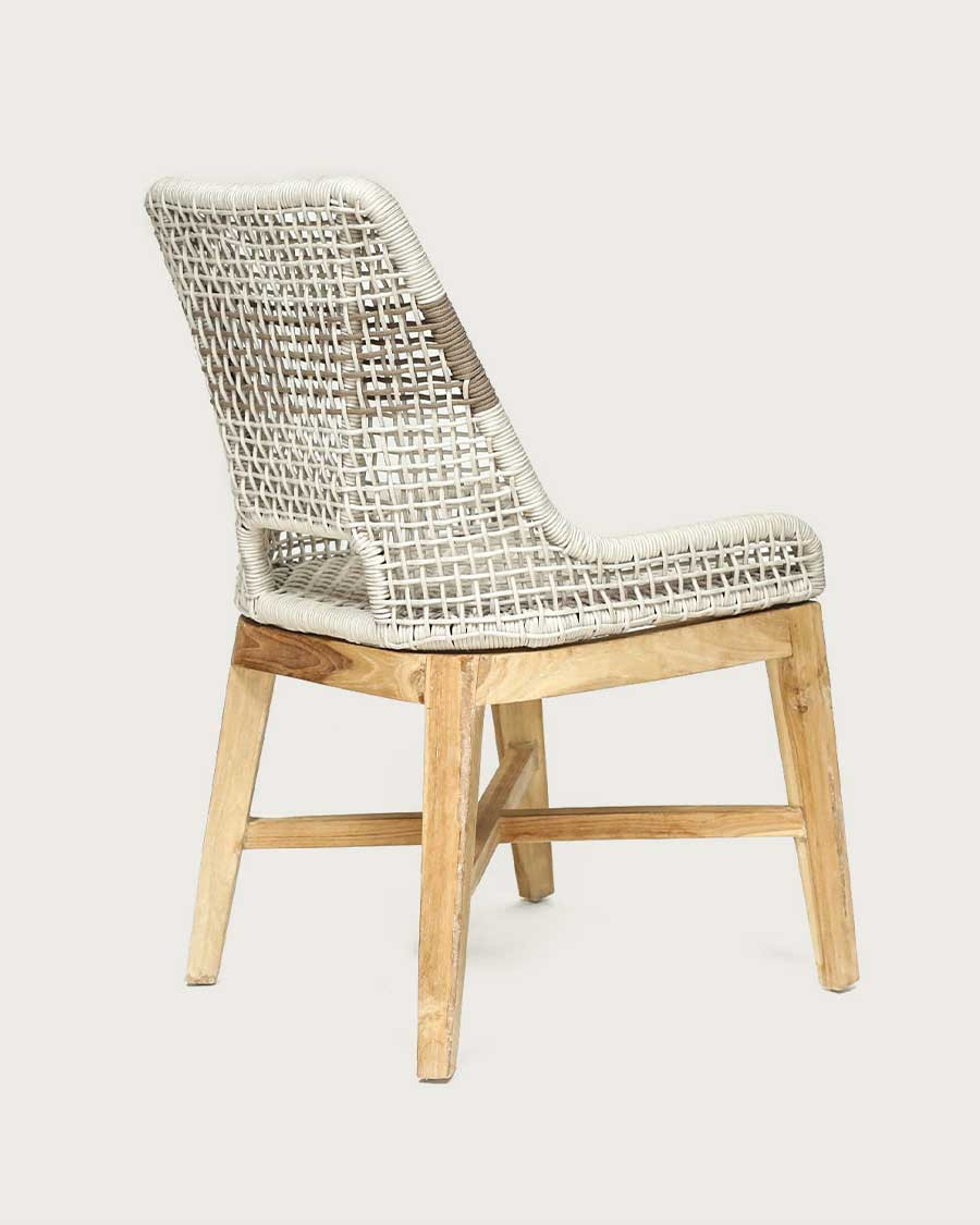 Kos - High-backed chair in solid teak and beige natural rope