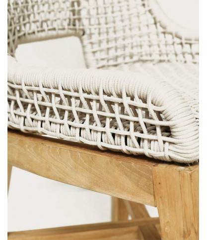 Kos - High-backed chair in solid teak and beige natural rope