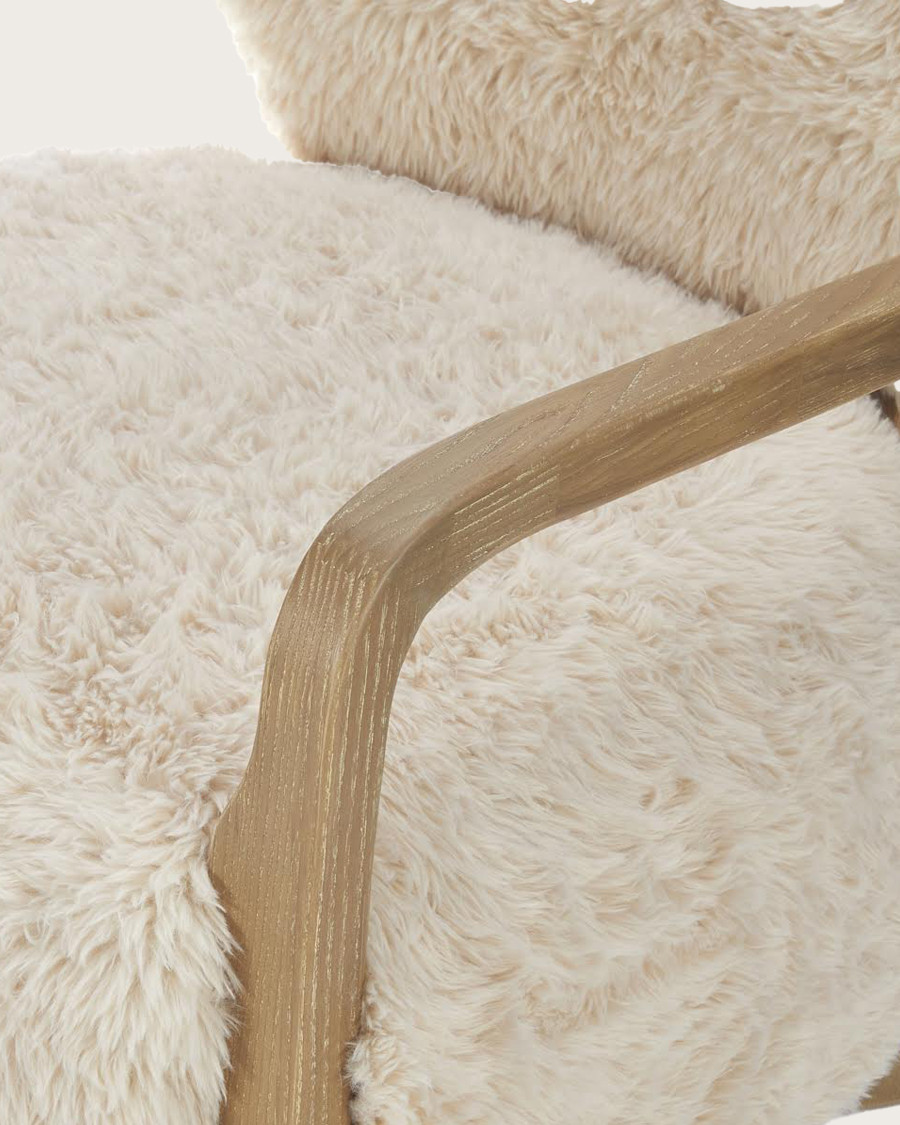 Anna - Fauteuil en bois massif et véritable peau de mouton