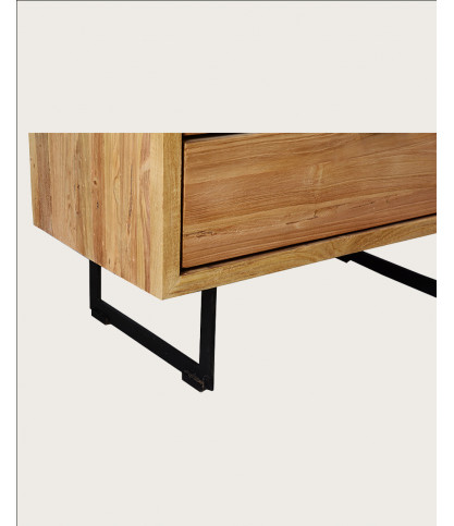 Lara - Armadio realizzato in legno massello di teak riciclato.