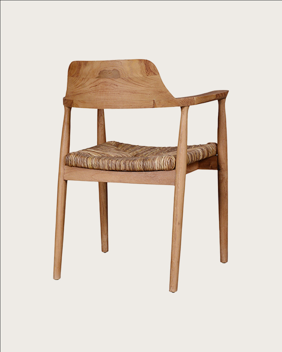 Zaha - Stuhl aus massivem Teakholz und Stroh