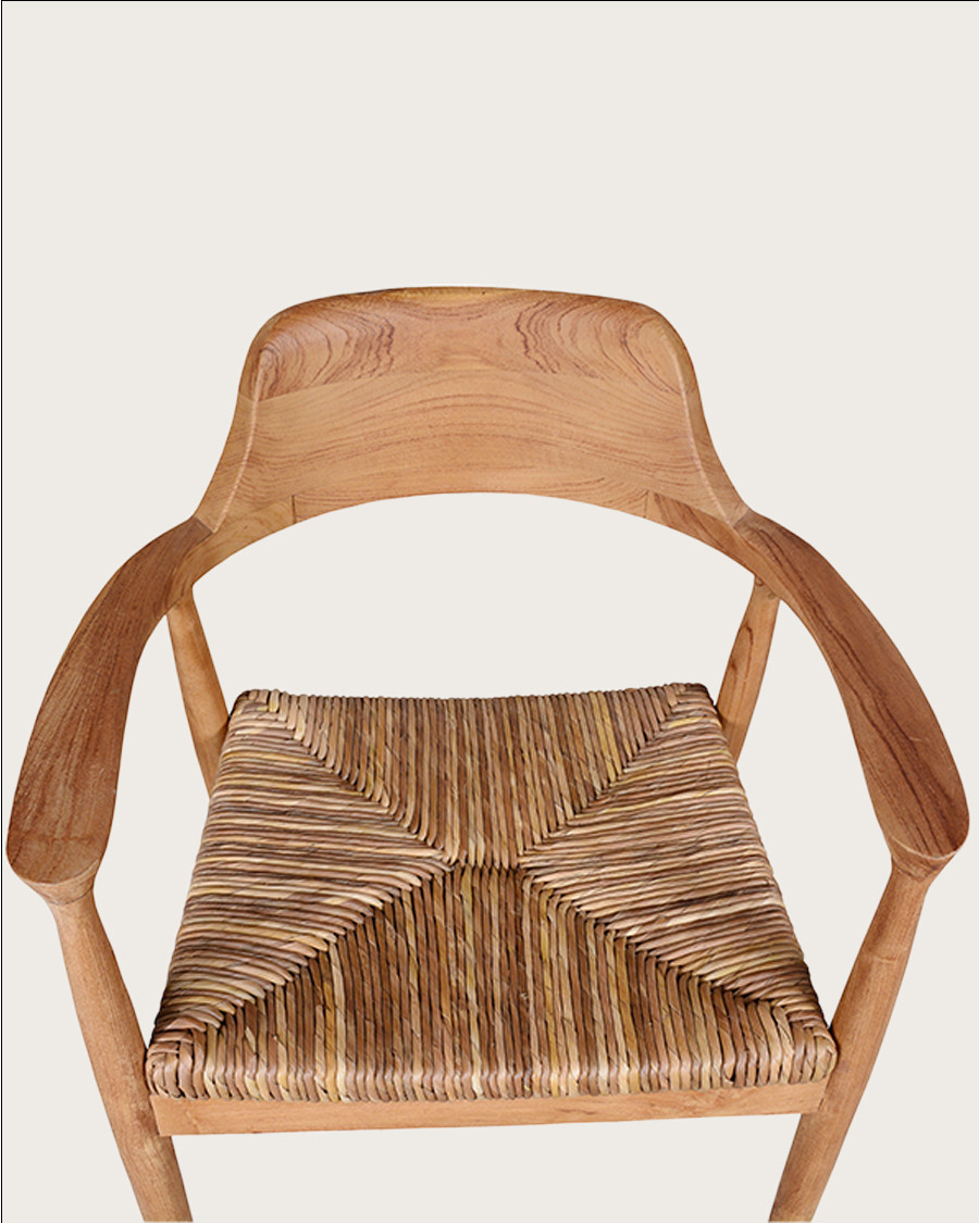 Zaha - Stuhl aus massivem Teakholz und Stroh