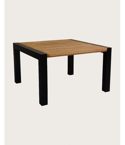 Arche – Quadratischer Esstisch aus massivem Teakholz und Metall, L 130 cm, für 8 Personen