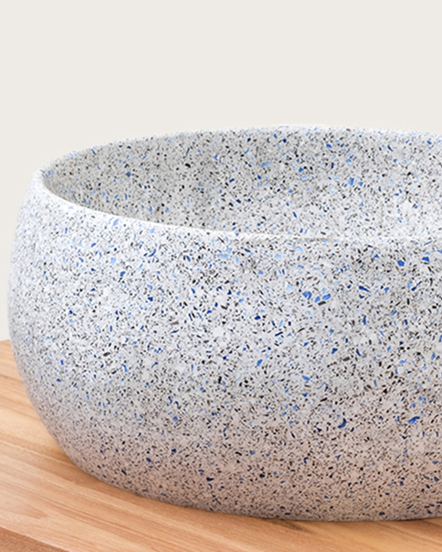 Lava - Hochwertiges weißes Terrazzo Marmorwaschbecken mit grauen und blauen Akzenten