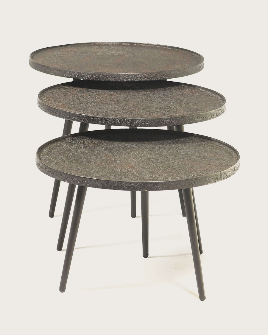 Soccoro - Round nesting coffee table in black metal