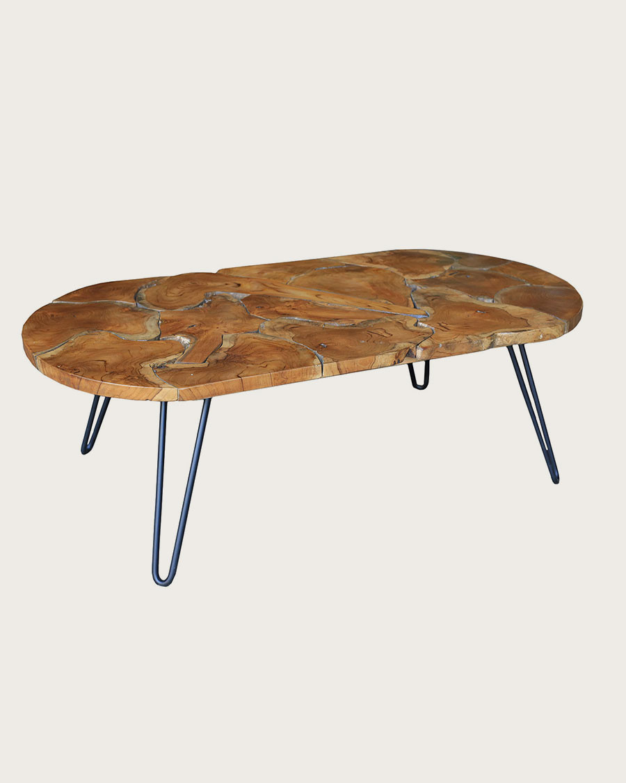 Carmen – Ovaler Teak-Puzzle-Couchtisch