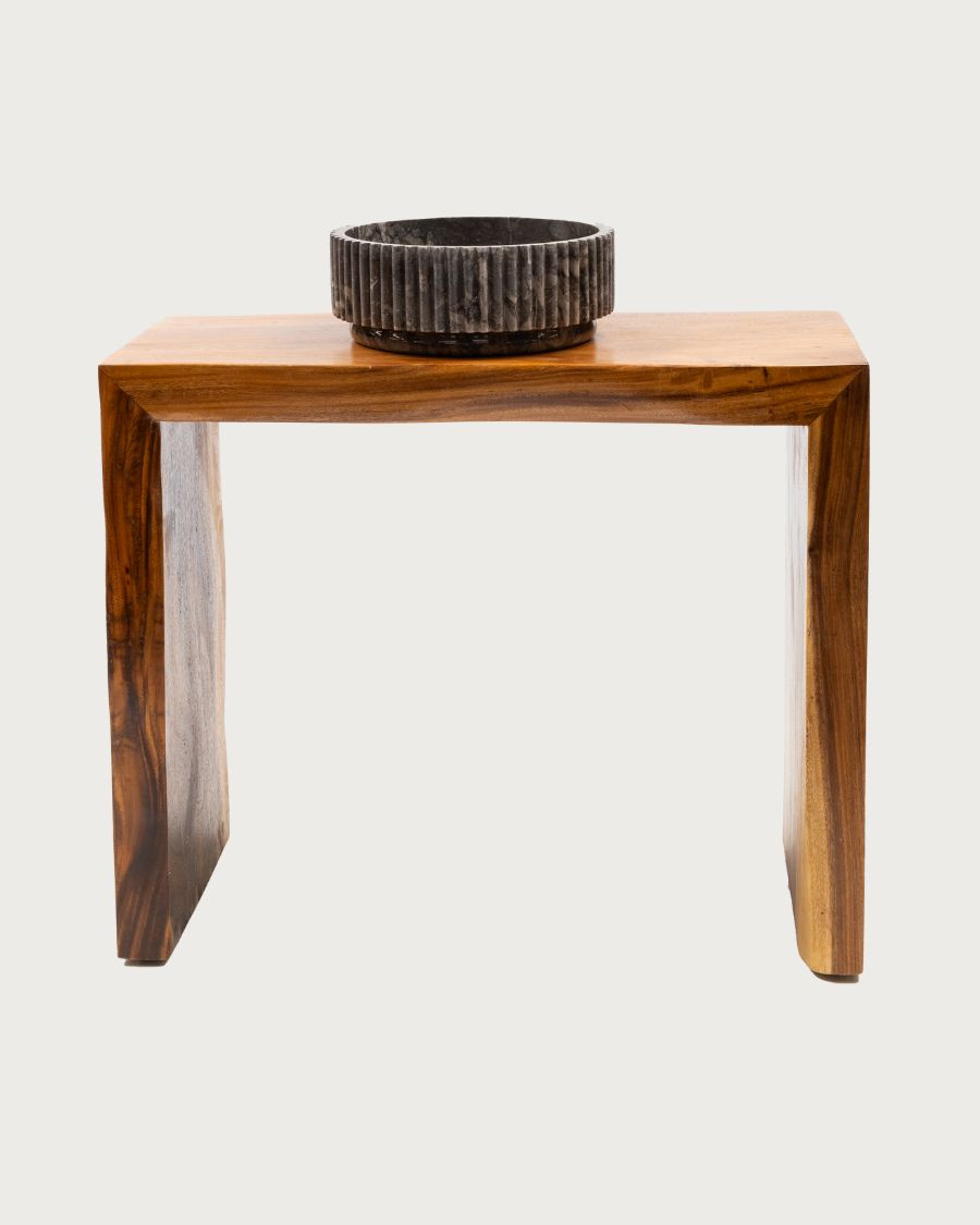 Arden - Mueble bajo de madera maciza