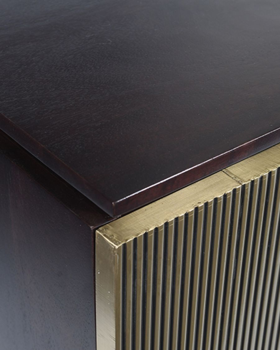 Moon – Großes Sideboard mit Oberfläche aus gealtertem Messing, 150 cm