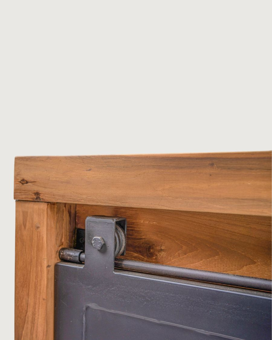 Boxel - Recycled teak bathroom furniture