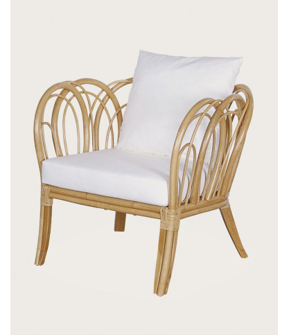 Aurora - Sillón de jardín de ratán con cojín blanco