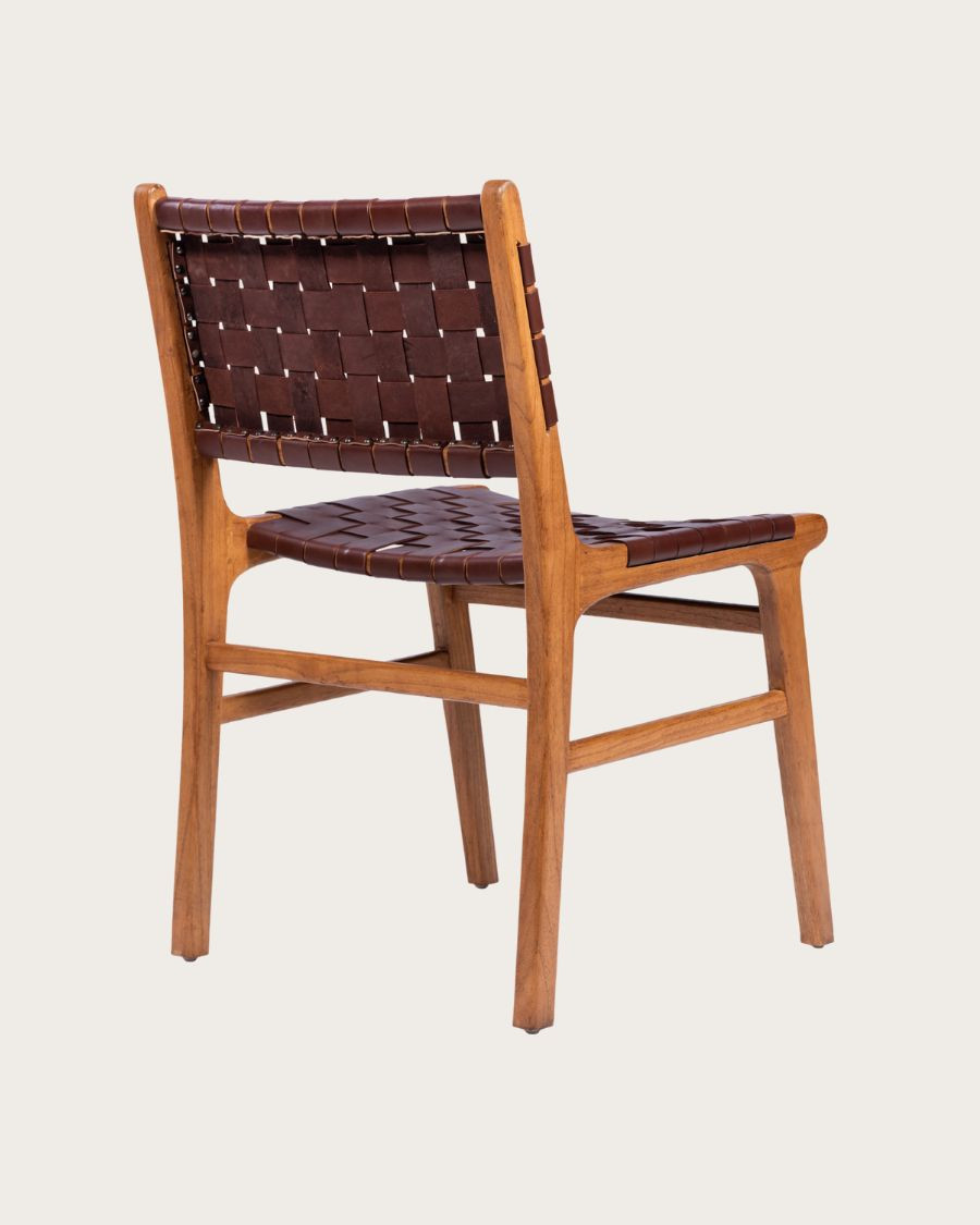 Forma - Solid teak and woven leather chair
