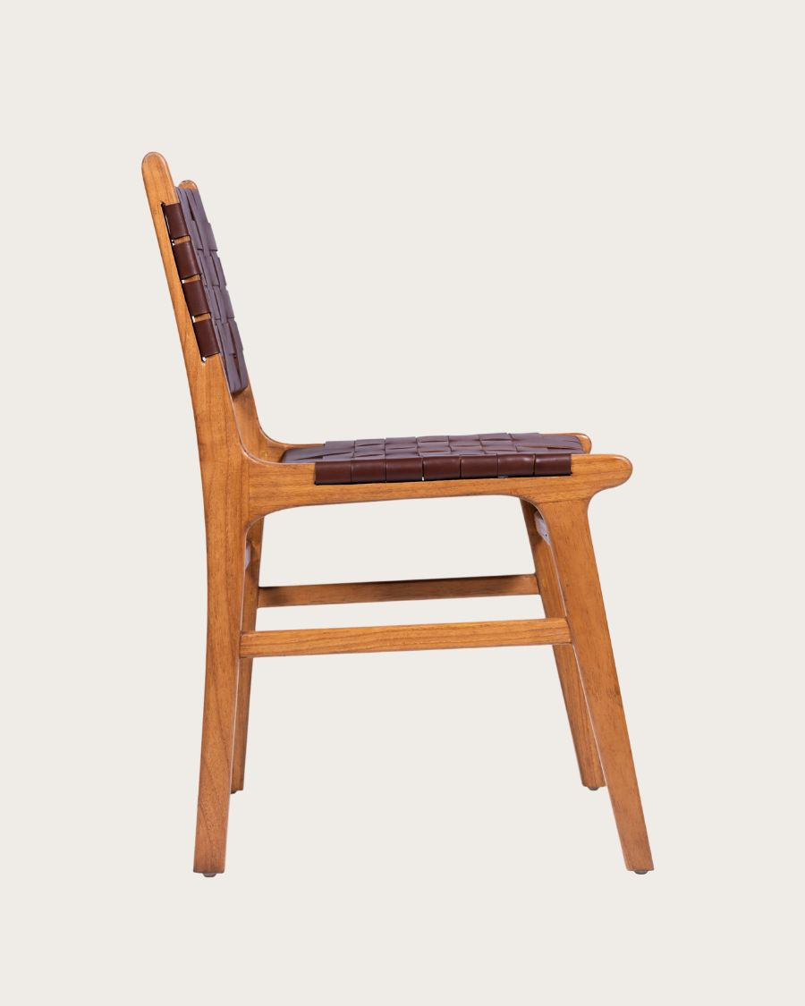 Forma - Solid teak and woven leather chair
