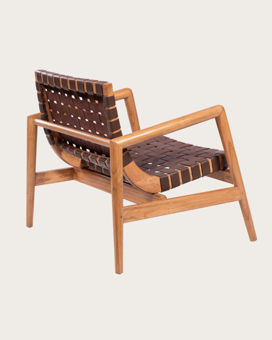 Poltrona in legno massello di teak e pelle intrecciata Poltrona in legno massello di teak e pelle intrecciata