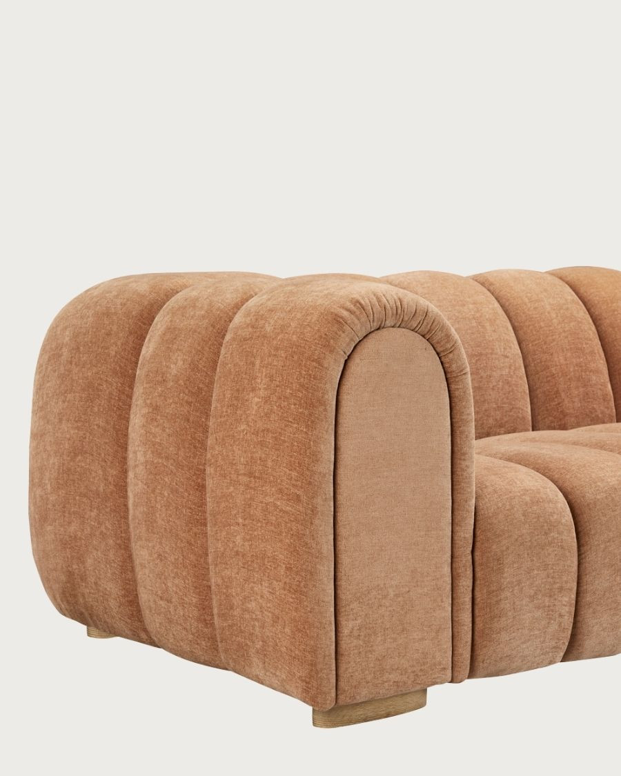Cara – 3-Sitzer-Sofa in kamelfarbenem Samt
