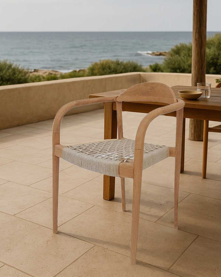 Kima - Chair in solid teak...