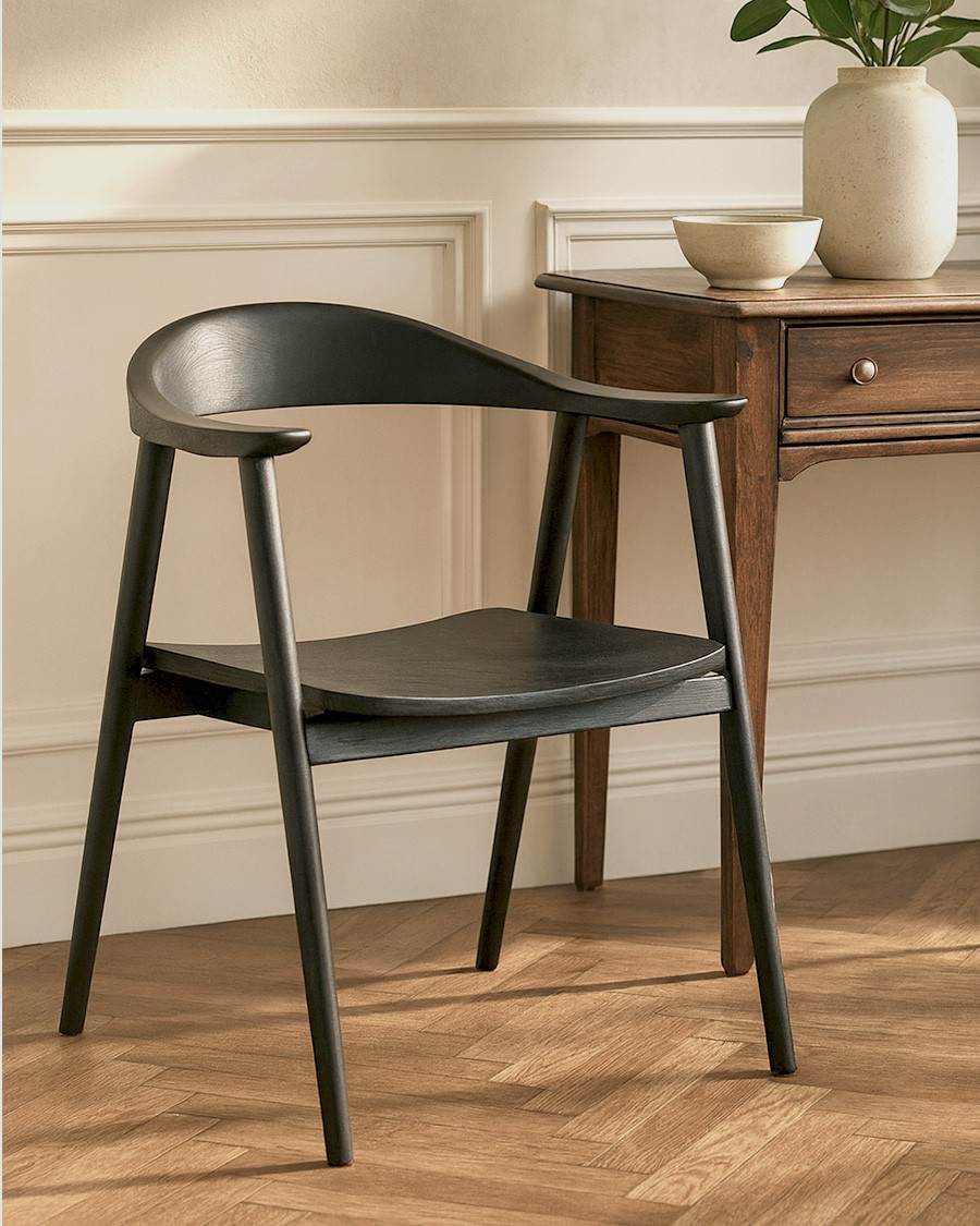 Dewi - Solid black teak chair