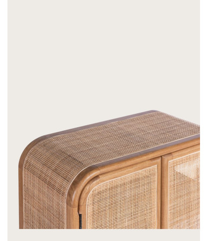 Tiraya - Piccolo mobile contenitore realizzato in legno di Mindi e rattan naturale.