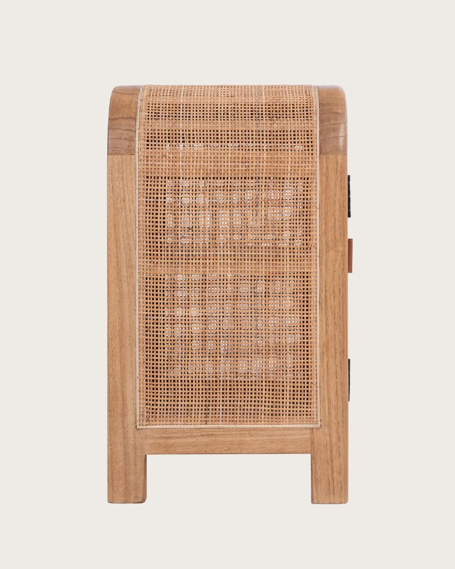 Tiraya - Table de nuit bois avec porte en rotin naturel