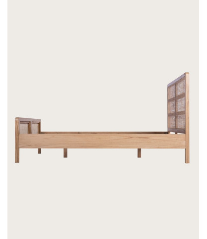 Tiraya - Letto realizzato in legno massello di mindi e rattan