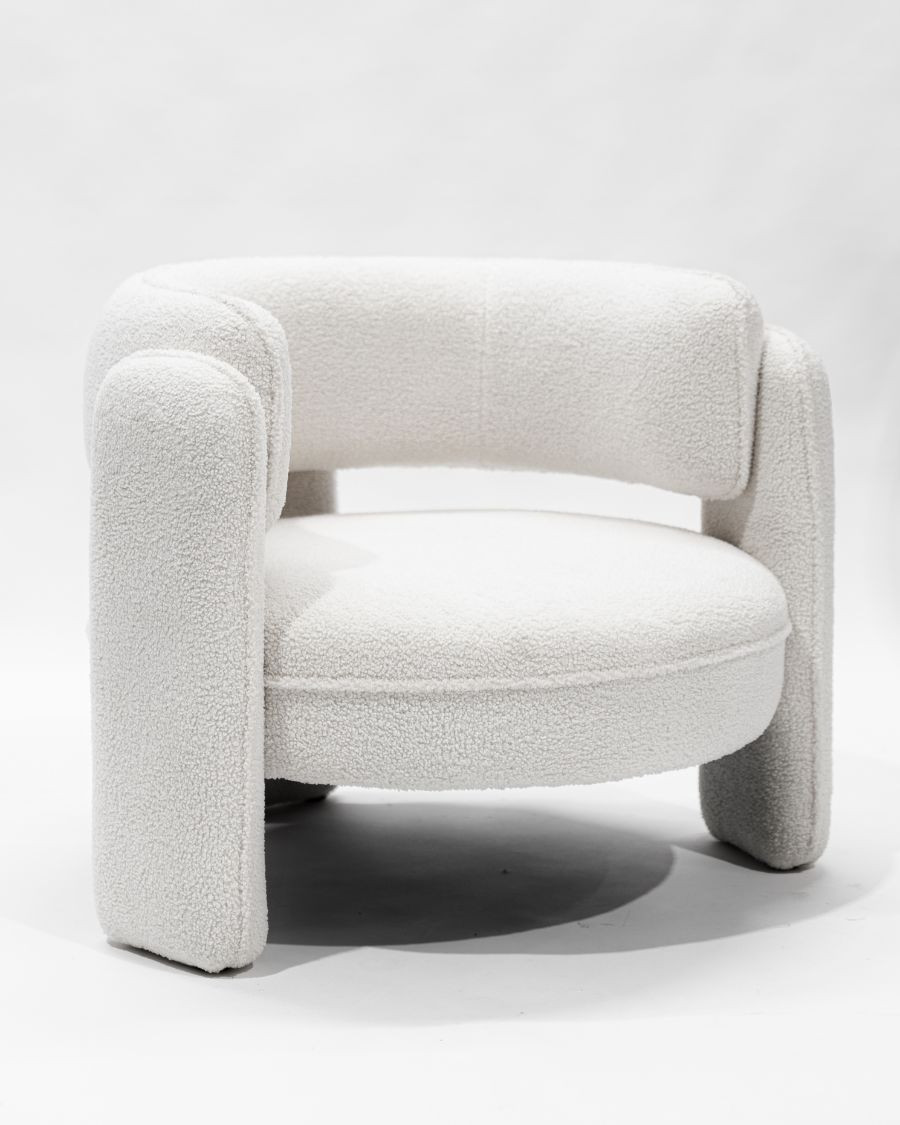 Aéla – Cocoon-Sessel aus beigem Bouclé-Stoff