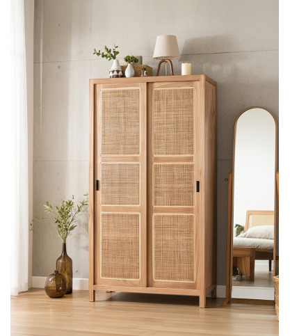 Tiraya - Armoire portes coulissantes en bois de Mindi et rotin naturel