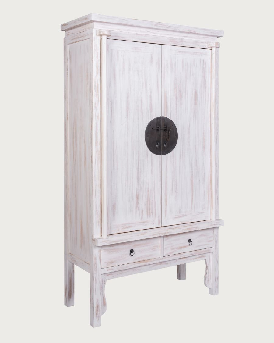 Shanghái - Armario de madera maciza de mindi con pátina blanca