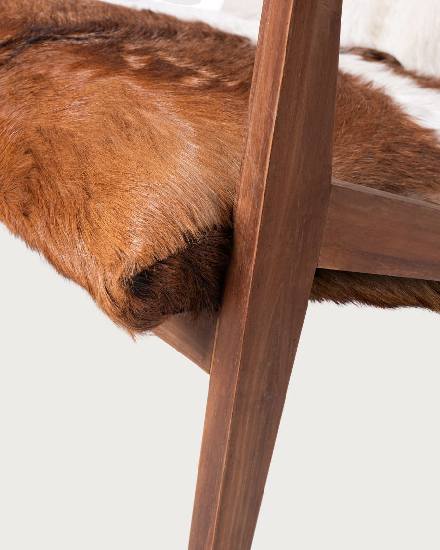 Poltrona Cowboy in teak e pelle di capra