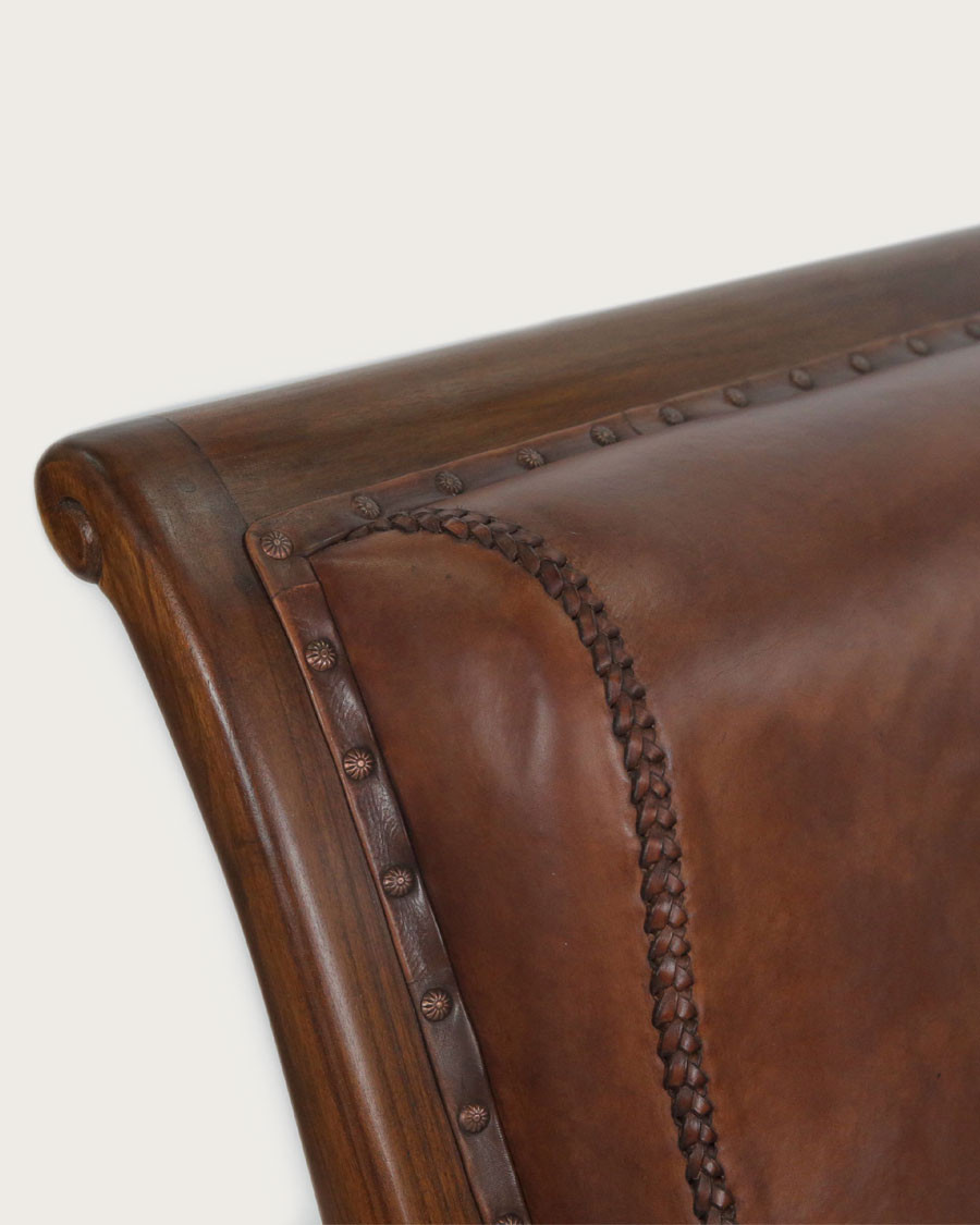 Lazy - Colonial armchair with footrest in teak and brown leather