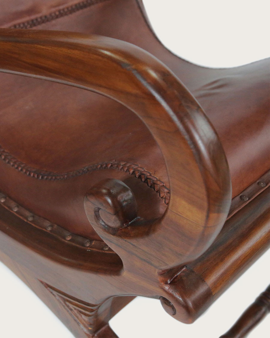 Lazy - Colonial armchair with footrest in teak and brown leather